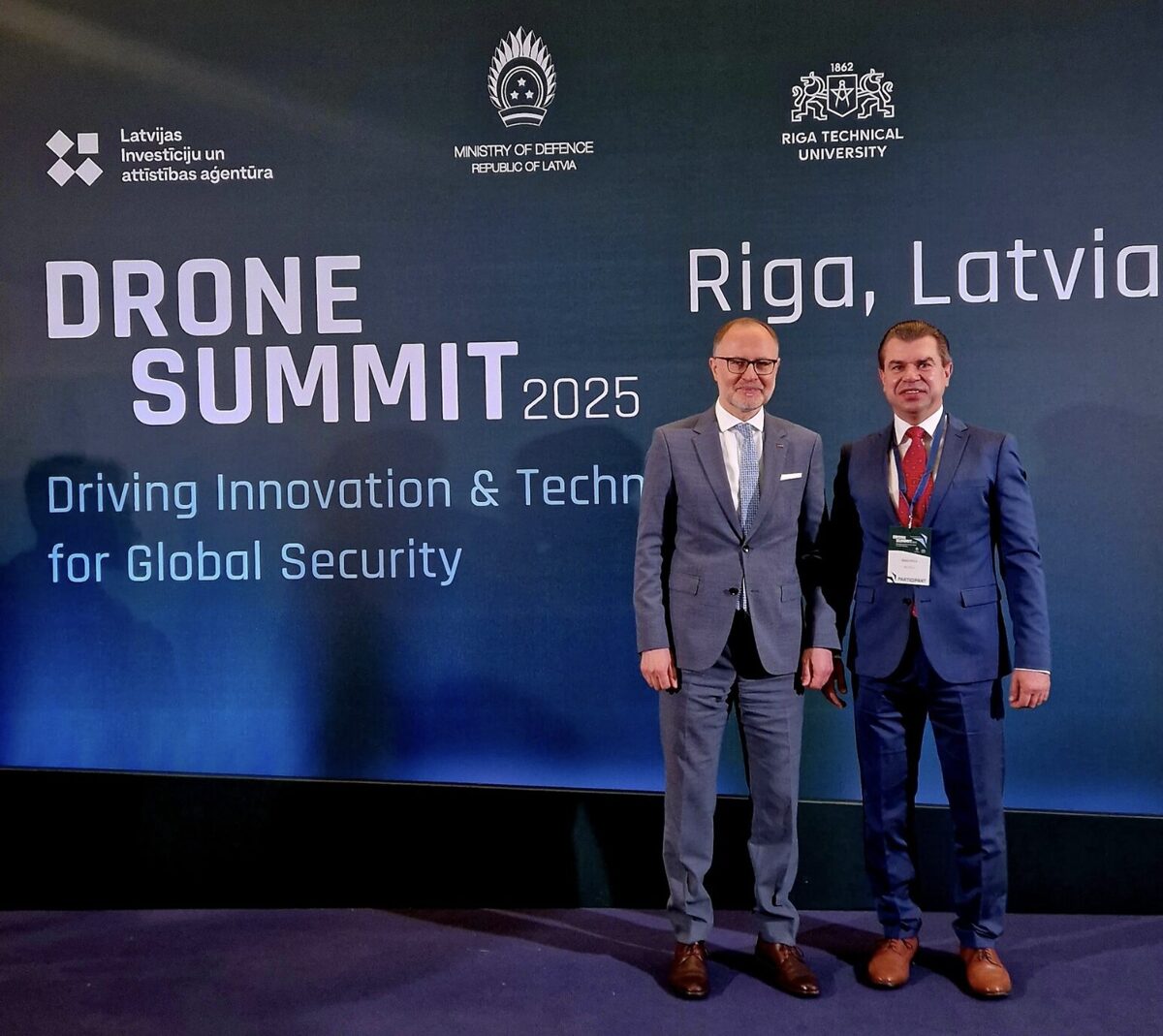 Summit_1_.jpg